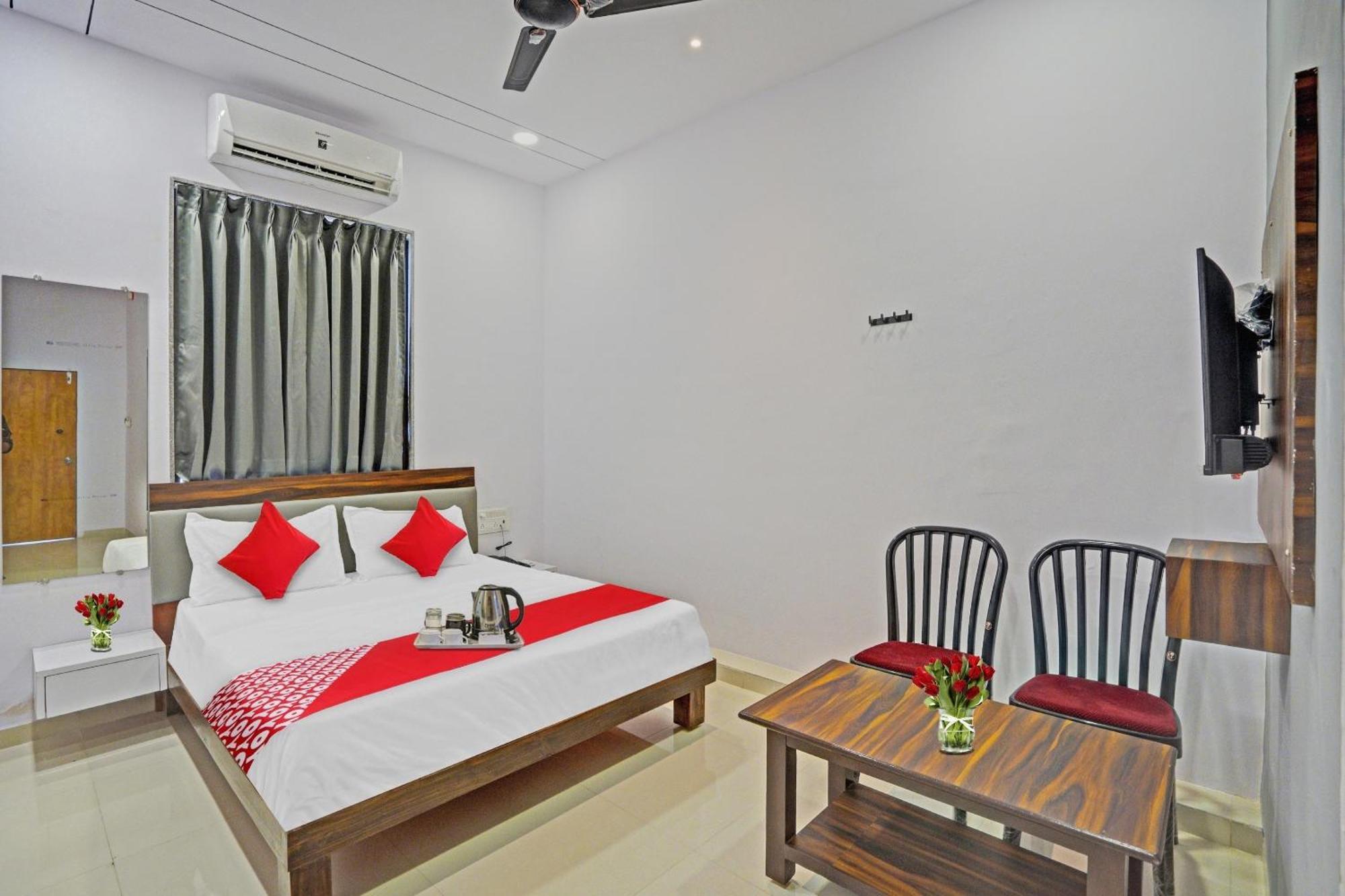 Hotel O Sky View Сурат Экстерьер фото