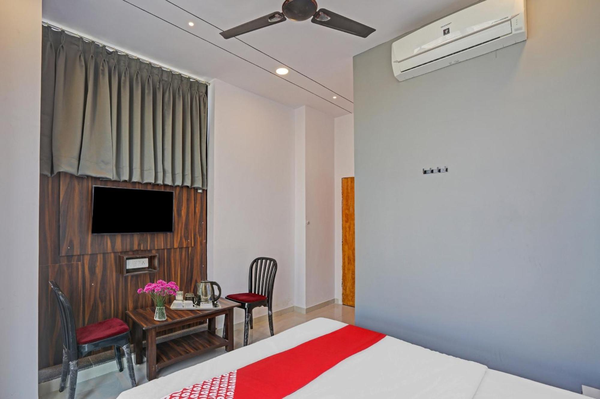 Hotel O Sky View Сурат Экстерьер фото